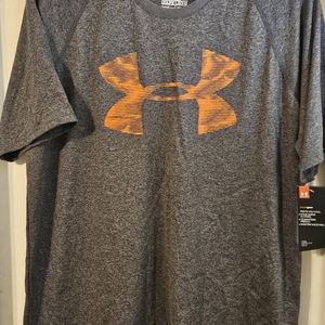 Men's Under Armour HeatGear tshirt sz Medium